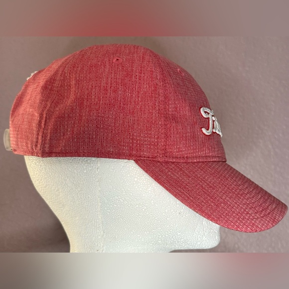 Titleist Golf Light Red Unisex Hat - Picture 2 of 4